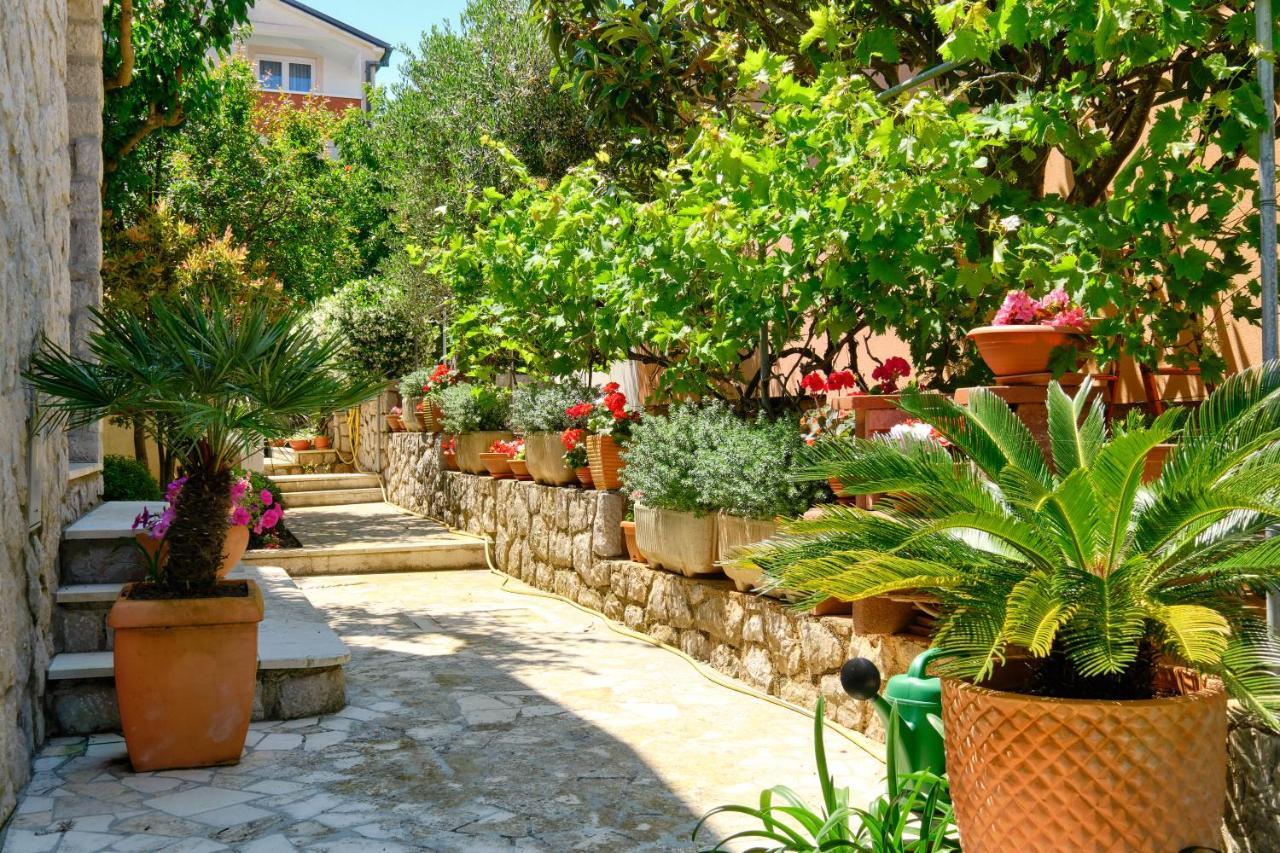 Apartman Mirjana 1 Mali Losinj Exterior photo